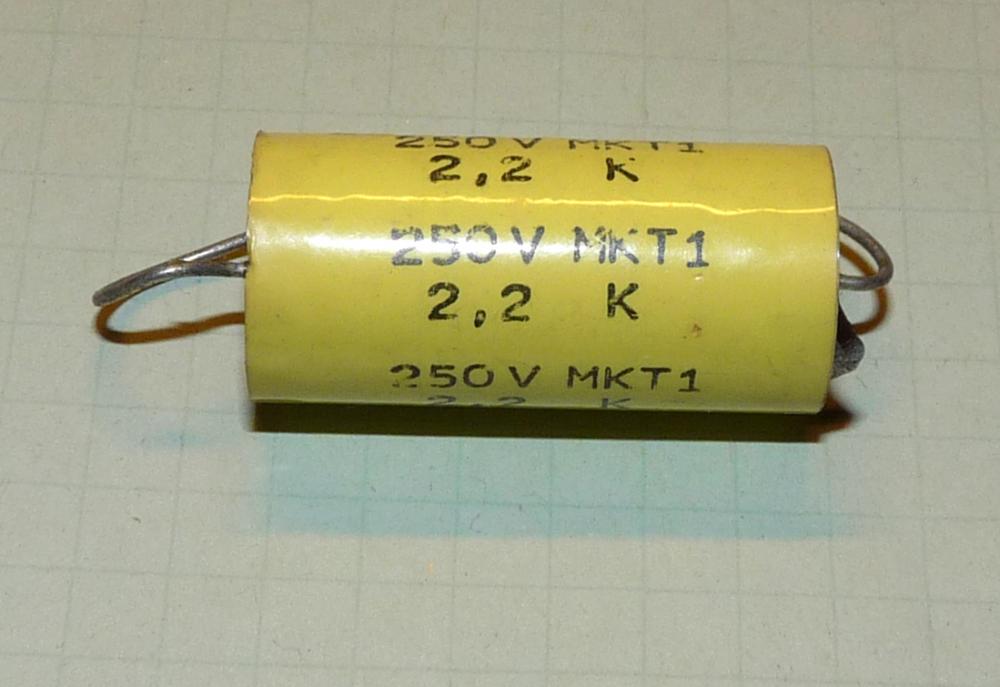 Kondensator 2,2µF, 250V, 20%, axial, MKT