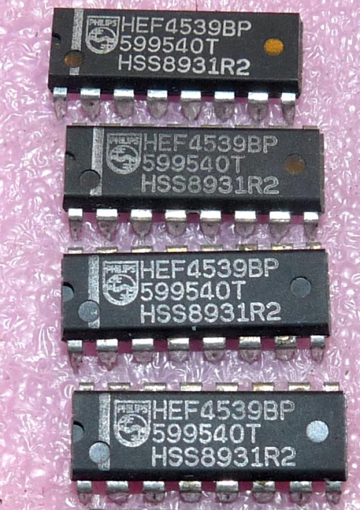 HEF 4539 2x 4-Multiplexer