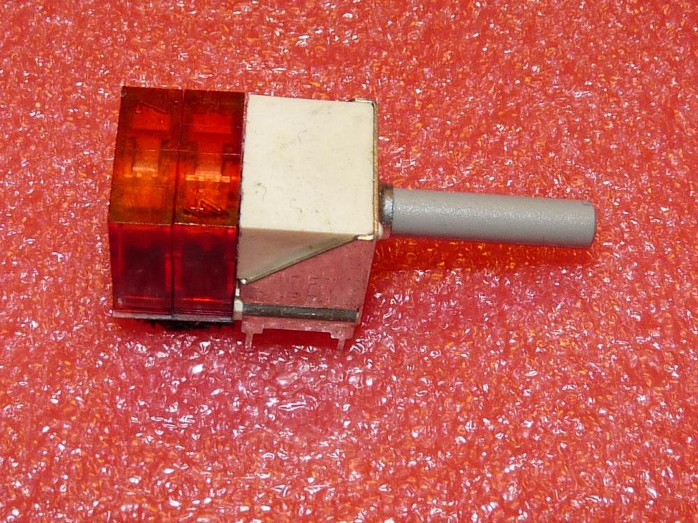 Minidrehschalter MDS, 2x 2 Wechsler, rot oder gelb